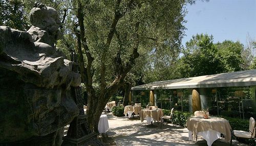 Le Moulin De Mougins - Chateaux & Hotels Collection Extérieur photo