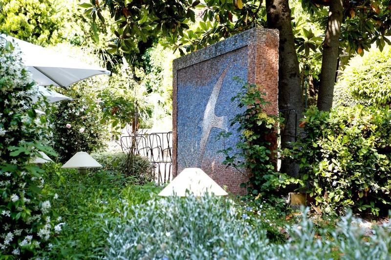 Le Moulin De Mougins - Chateaux & Hotels Collection Extérieur photo